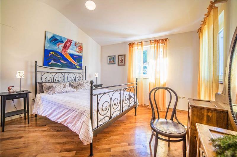 2 Bedroom Villa with Pool near Umag, sleeps 4