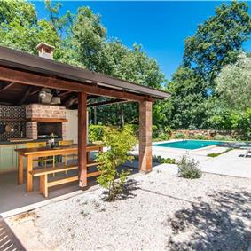 2 Bedroom Villa with Pool near Umag, sleeps 4