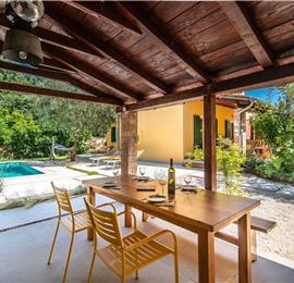 2 Bedroom Villa with Pool near Umag, sleeps 4
