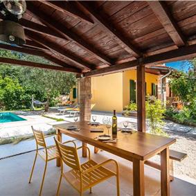 2 Bedroom Villa with Pool near Umag, sleeps 4
