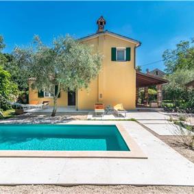 2 Bedroom Villa with Pool near Umag, sleeps 4