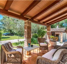 2 Bedroom Villa with Pool near Umag, sleeps 4