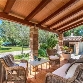 2 Bedroom Villa with Pool near Umag, sleeps 4