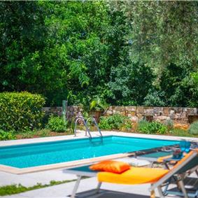 2 Bedroom Villa with Pool near Umag, sleeps 4