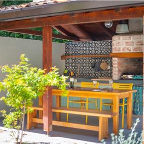 2 Bedroom Villa with Pool near Umag, sleeps 4