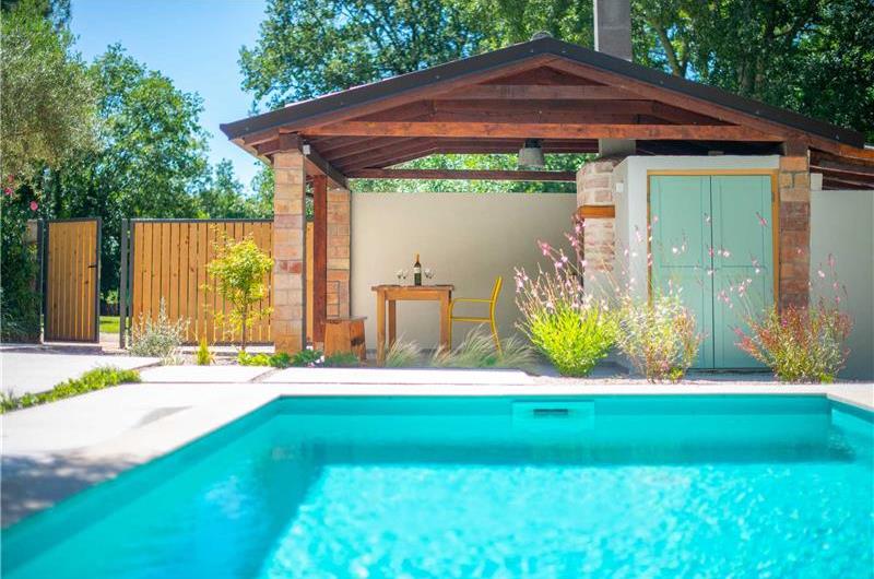 2 Bedroom Villa with Pool near Umag, sleeps 4