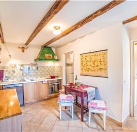 2 Bedroom Villa with Pool near Umag, sleeps 3