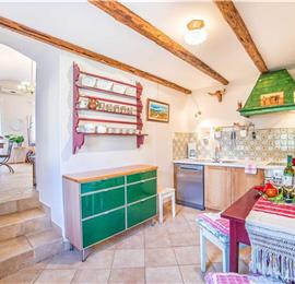 2 Bedroom Villa with Pool near Umag, sleeps 3