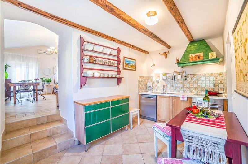 2 Bedroom Villa with Pool near Umag, sleeps 3