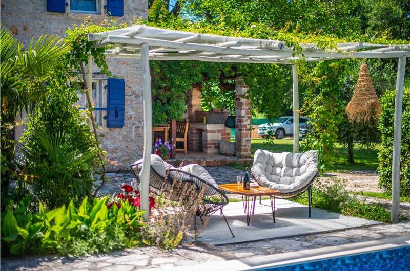 2 Bedroom Villa with Pool near Umag, sleeps 3
