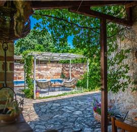 2 Bedroom Villa with Pool near Umag, sleeps 3