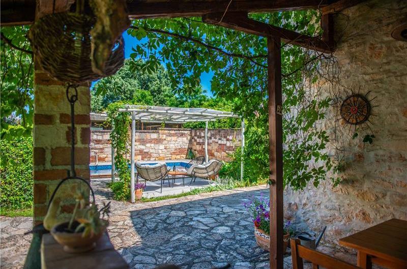 2 Bedroom Villa with Pool near Umag, sleeps 3