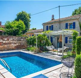 2 Bedroom Villa with Pool near Umag, sleeps 3