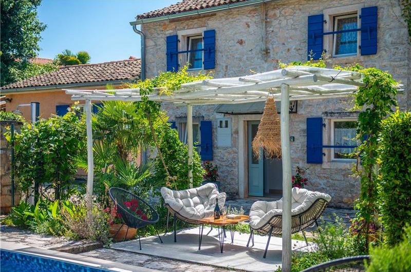 2 Bedroom Villa with Pool near Umag, sleeps 3