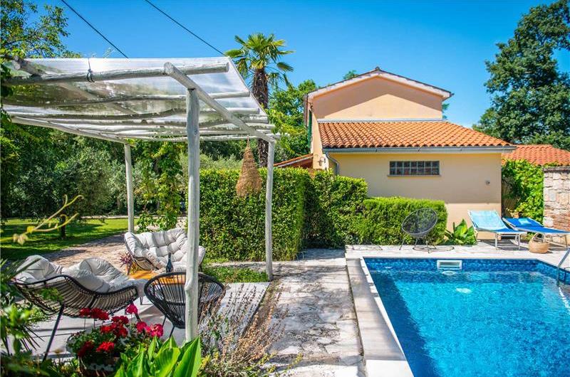 2 Bedroom Villa with Pool near Umag, sleeps 3