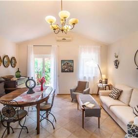 2 Bedroom Villa with Pool near Umag, sleeps 3