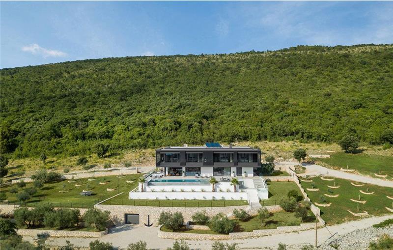 Sea-view villa in Labin, photograph 6