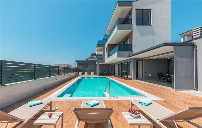 Sea-view villa in Fazana, photograph 4
