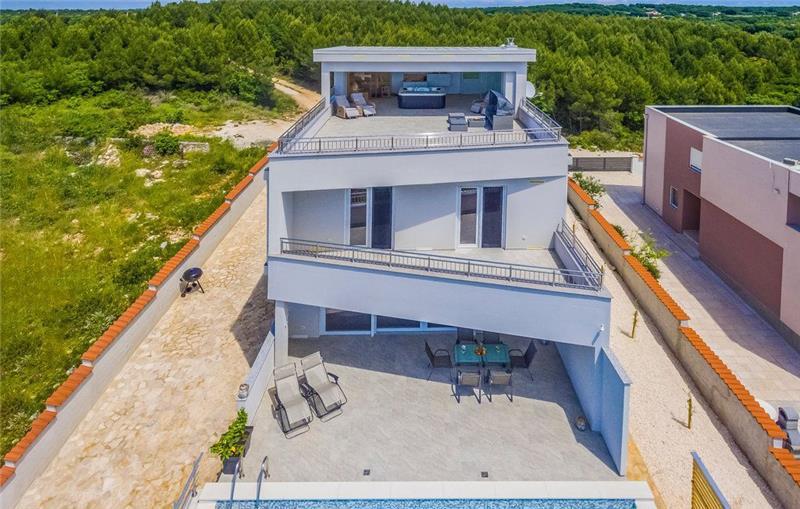 Sea-view villa in Medulin, photograph 4