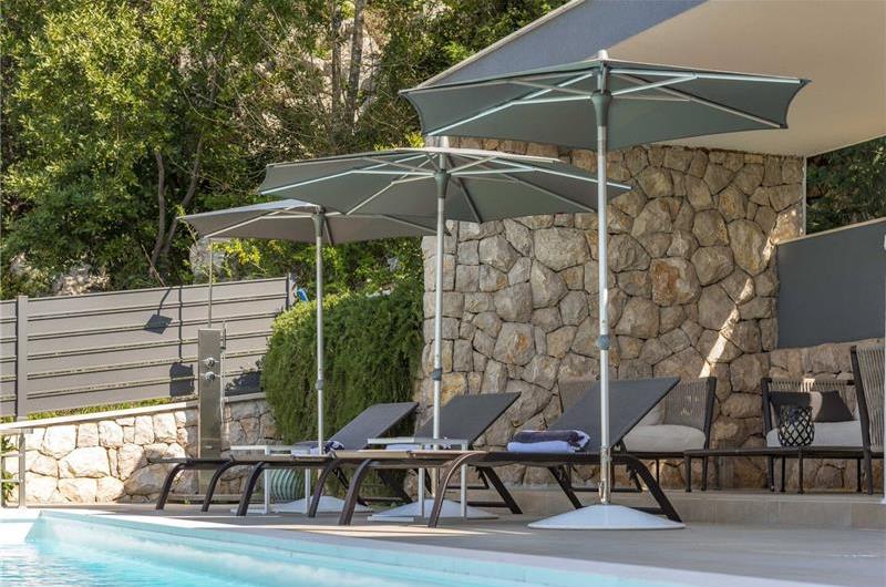 4 bedroom villa with pool and sea views near Dubrovnik sleeps 8