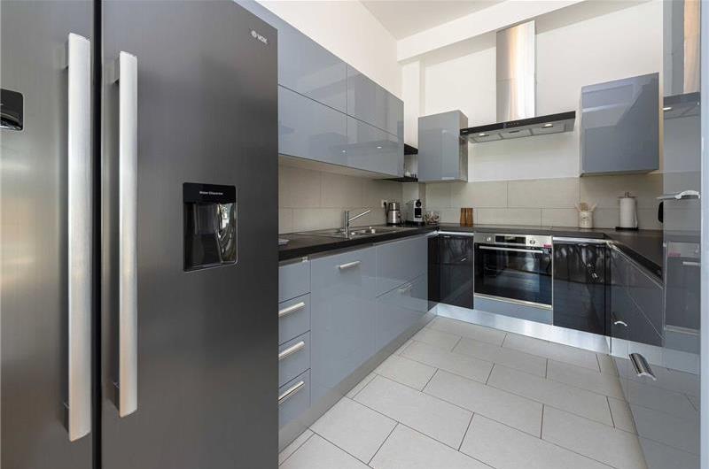 4 bedroom villa with pool and sea views near Dubrovnik sleeps 8