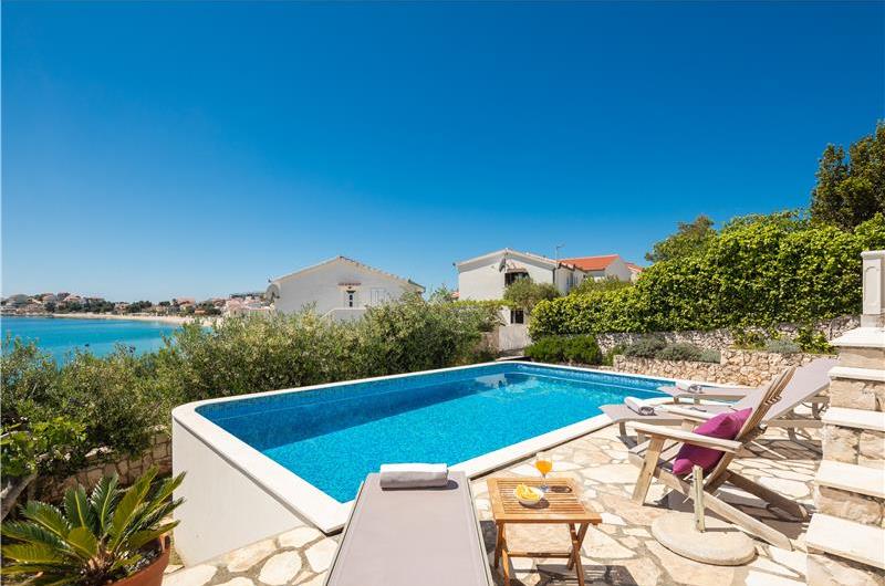 4 Bedroom Villa with Pool near Milna, Brac Island Sleeps 8 