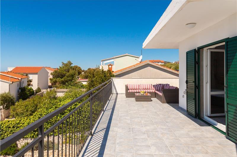 4 Bedroom Villa with Pool near Milna, Brac Island Sleeps 8 