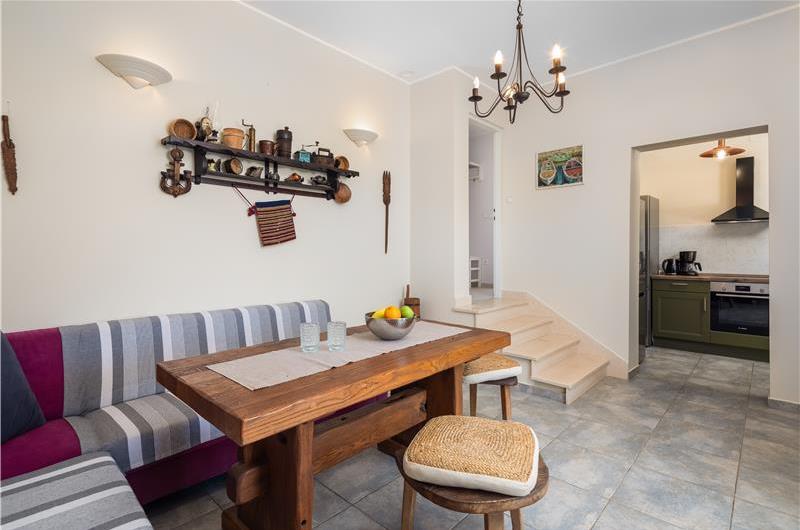 4 Bedroom Villa with Pool near Milna, Brac Island Sleeps 8 