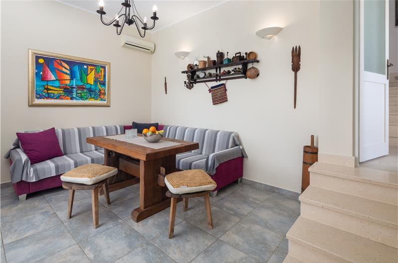 4 Bedroom Villa with Pool near Milna, Brac Island Sleeps 8 
