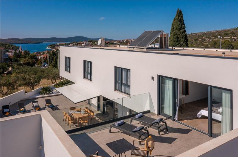 4 Bedroom Villa with Pool near Milna, Brac Island Sleeps 8 