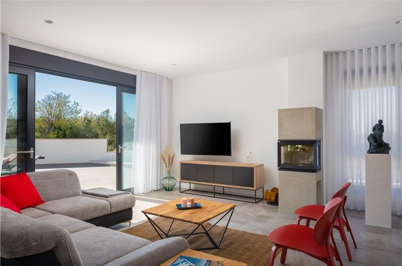 4 Bedroom Villa with Pool near Milna, Brac Island Sleeps 8 