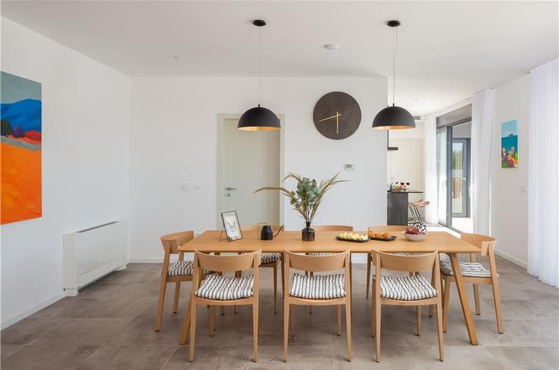 4 Bedroom Villa with Pool near Milna, Brac Island Sleeps 8 