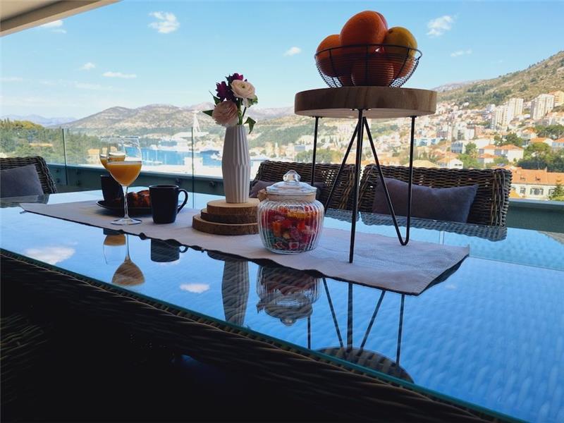 Sea-view villa in Dubrovnik, photograph 23