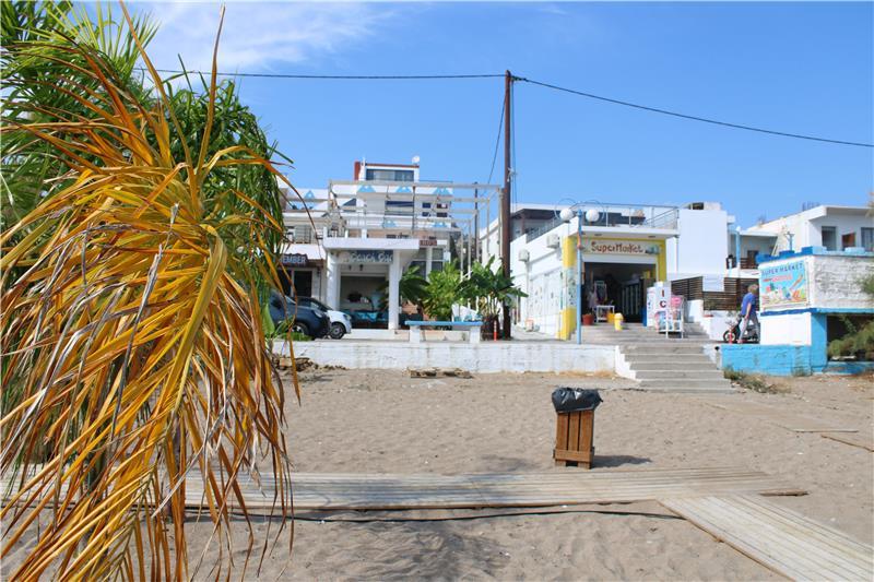 Beachfront villa in Rhodes, photograph 5