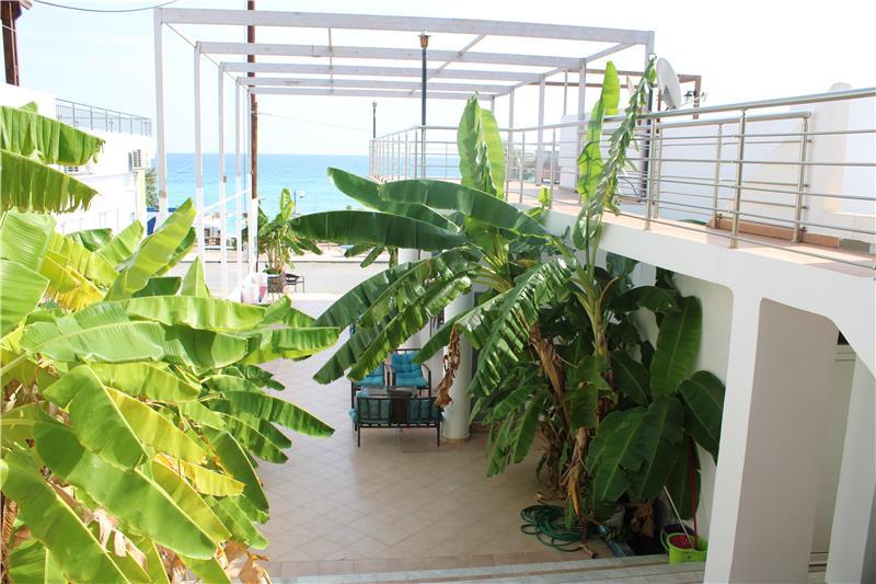 Beachfront villa in Rhodes, photograph 28