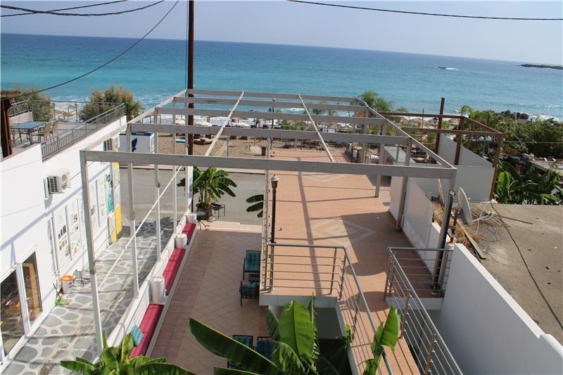 Beachfront villa in Rhodes, photograph 16