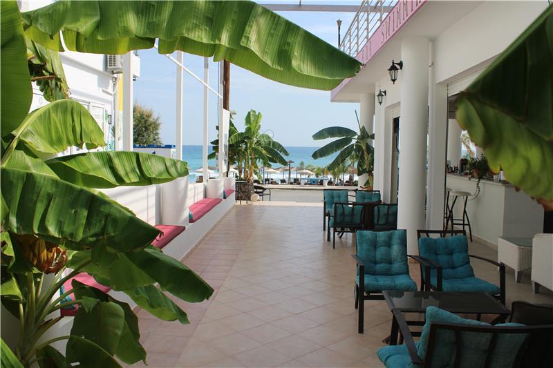 Beachfront villa in Rhodes, photograph 15