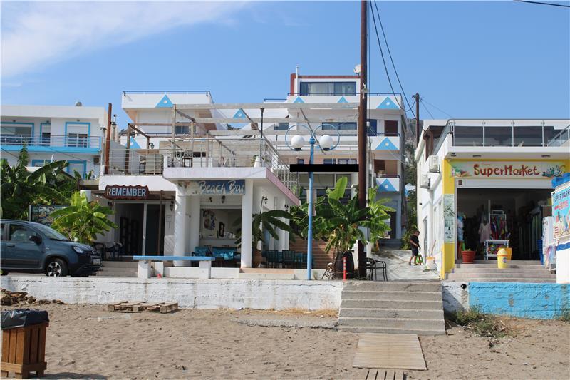 Beachfront villa in Rhodes, photograph 13