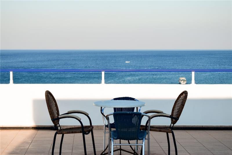 Beachfront villa in Rhodes, photograph 2