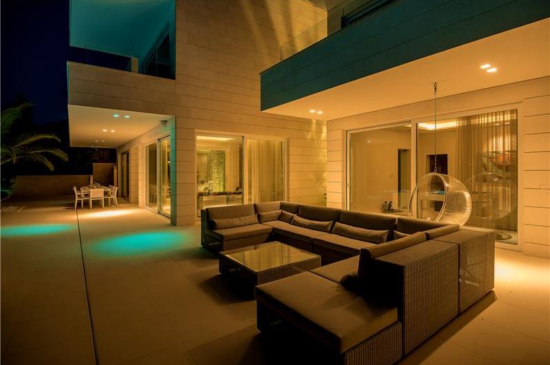 Luxury 6 Bedroom Brac Island Beach Front Villa With Heated Infinity Pool and lift near Sumartin sleeps 12