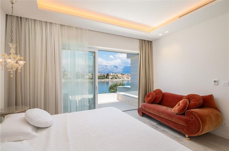 Luxury 6 Bedroom Brac Island Beach Front Villa With Heated Infinity Pool and lift near Sumartin sleeps 12