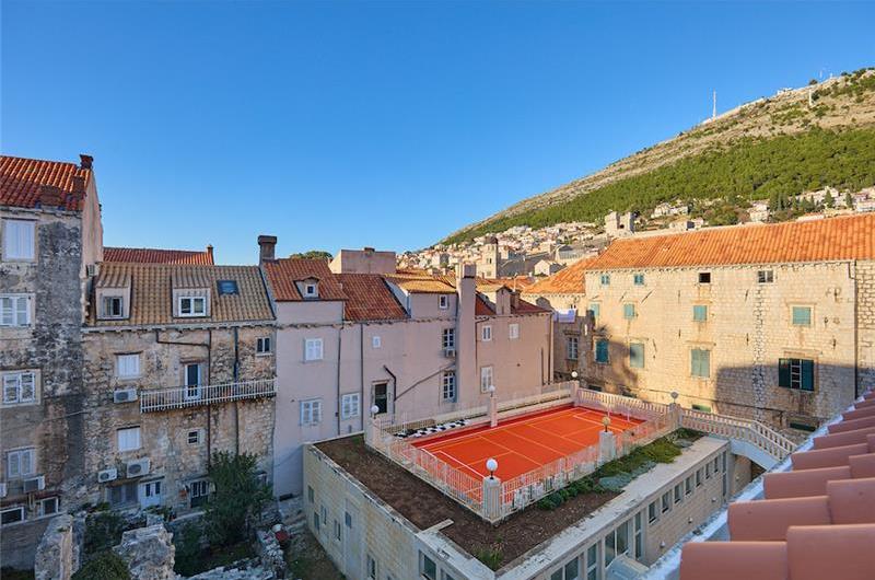 5 Bedroom Villa with Balcony & Terrace in Dubrovnik, sleeps 10