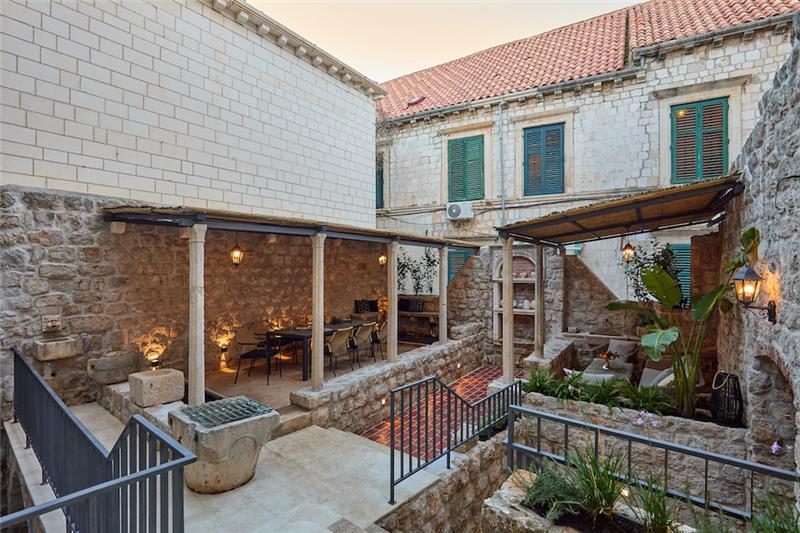 Villa in Dubrovnik Old Town, photograph 4