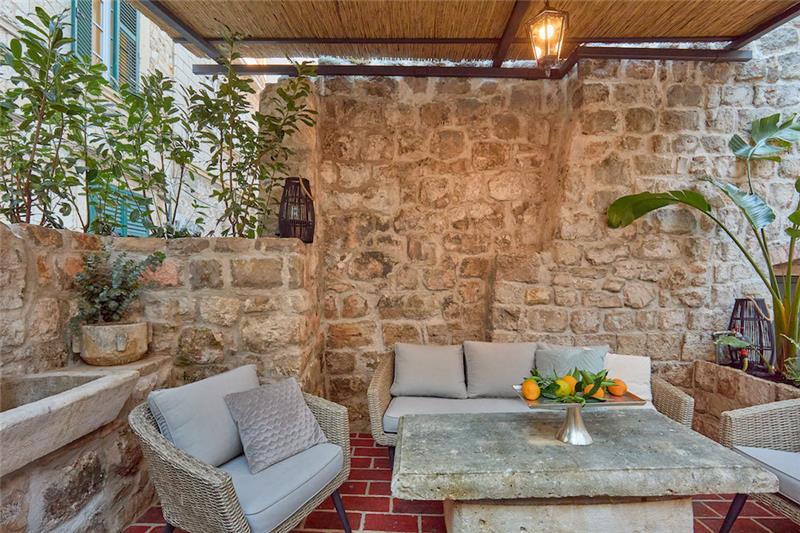 Villa in Dubrovnik Old Town, photograph 5