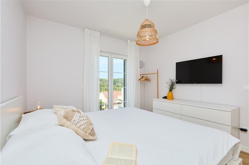 4 Bedroom villa with pool in Mlini, Sleeps 8