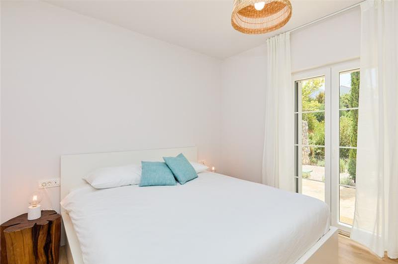 4 Bedroom villa with pool in Mlini, Sleeps 8