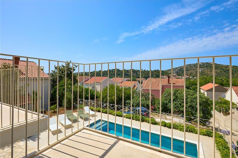 4 Bedroom villa with pool in Mlini, Sleeps 8