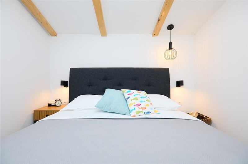 Studio Apartment in Dubrovnik Old Town, Sleeps 2