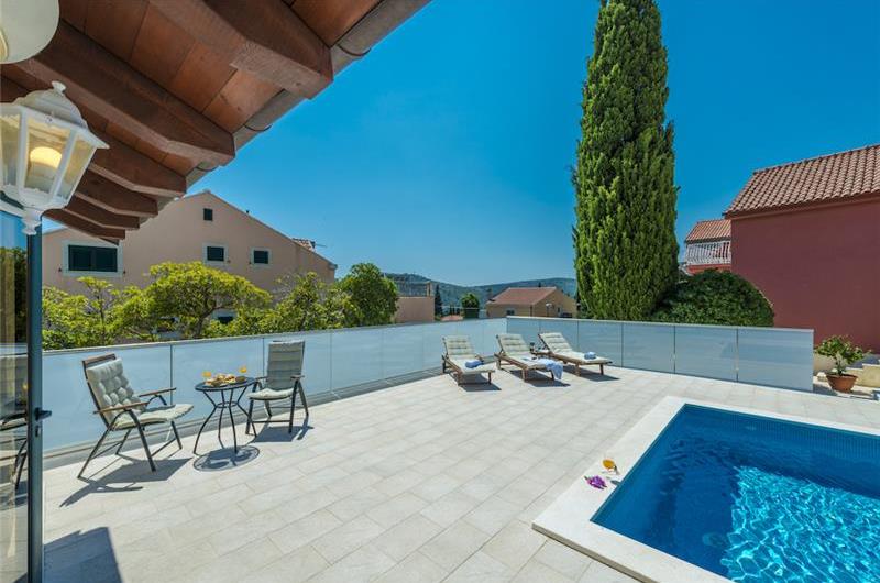 3-Bedroom villa with annex and pool in Mlini near Dubrovnik, Sleeps 8