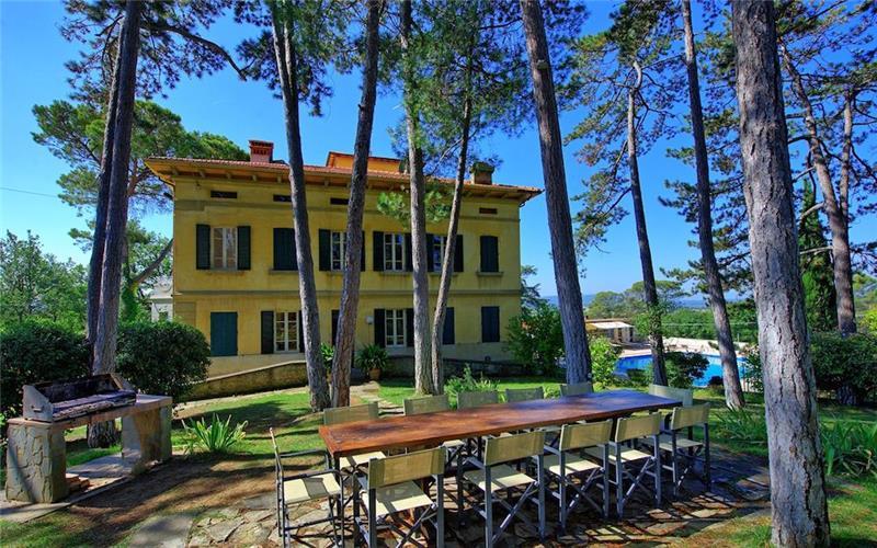 Beachfront villa in Tuscany, photograph 4